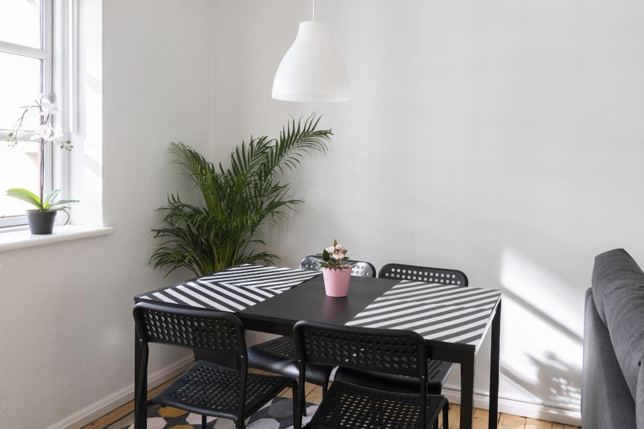 Adnana - Apartment suite 3 Aalborg Center Exterior foto
